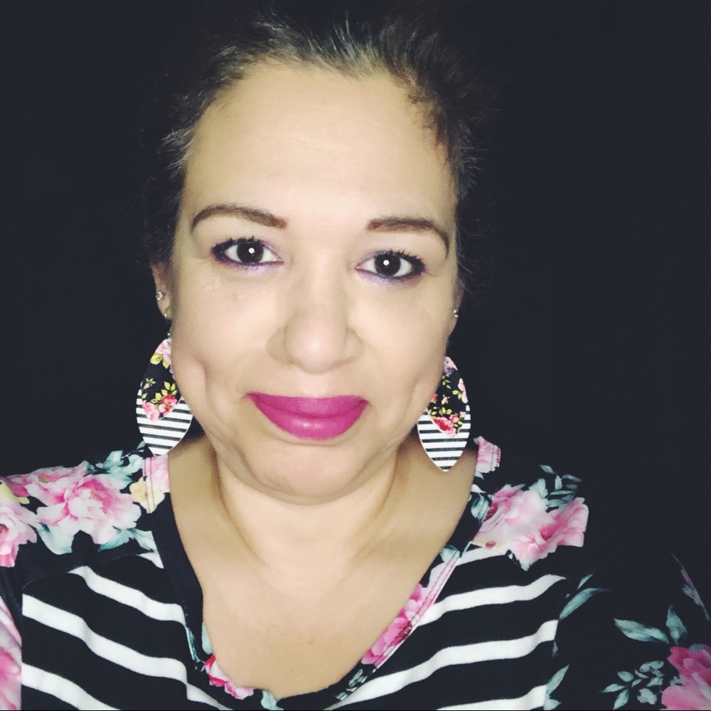 Meet your Posher, Sylvia